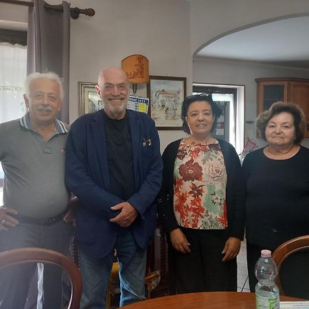 Il Laghetto Bed and Breakfast Torre Canavese Buitenkant foto